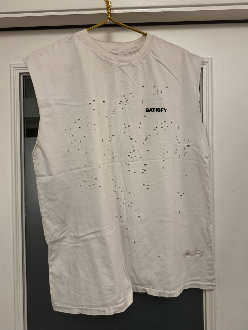 Satisfy Running Mothtech Tank